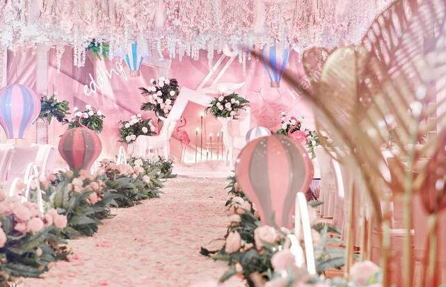 2019年婚禮證婚詞簡短有內(nèi)涵  第6張