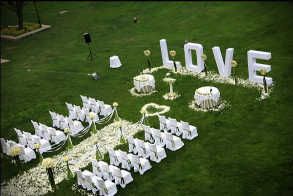 戶外草坪婚禮流程 草坪婚禮注意事項有哪些 第2張
