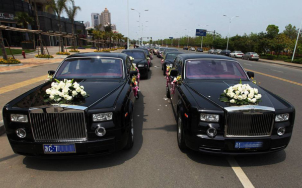 勞斯萊斯婚車出租多少錢一天？