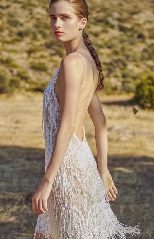 婚鞋怎么買？根據(jù)婚紗搭配婚鞋才是王道！  第11張