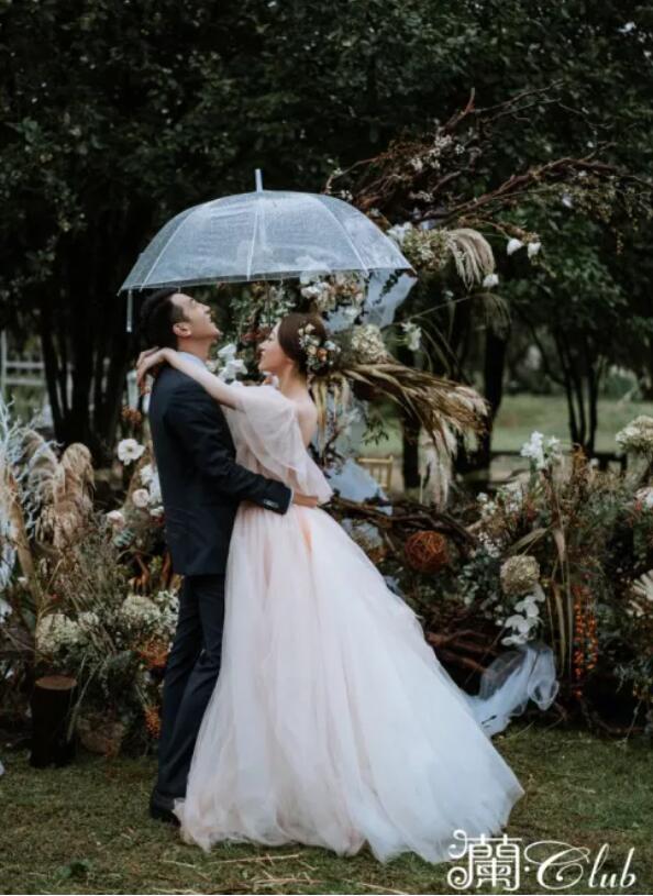 辦一場小而精的戶外婚禮要注意些什么？  第8張